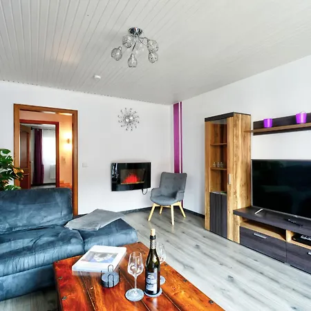 Born 1 By Interhome *