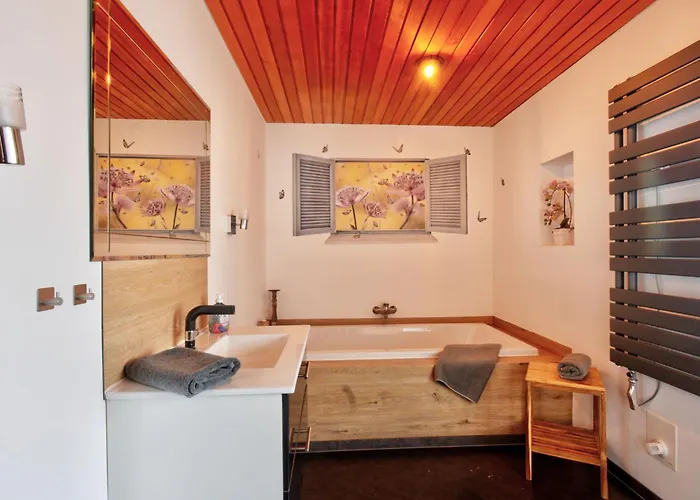 Born 1 By Interhome *